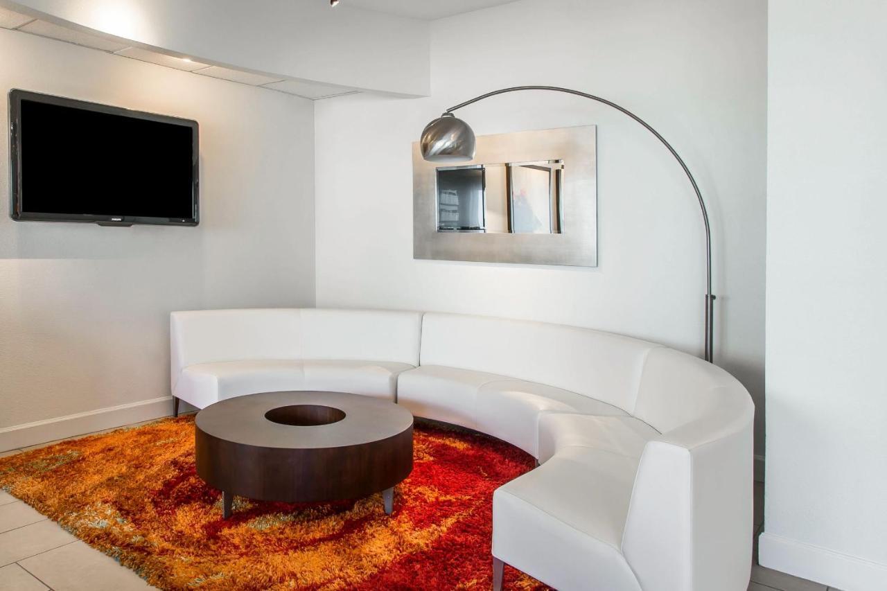 Bluegreen Vacations Daytona Seabreeze, Ascend Resort Collection Дейтона-Бич Экстерьер фото