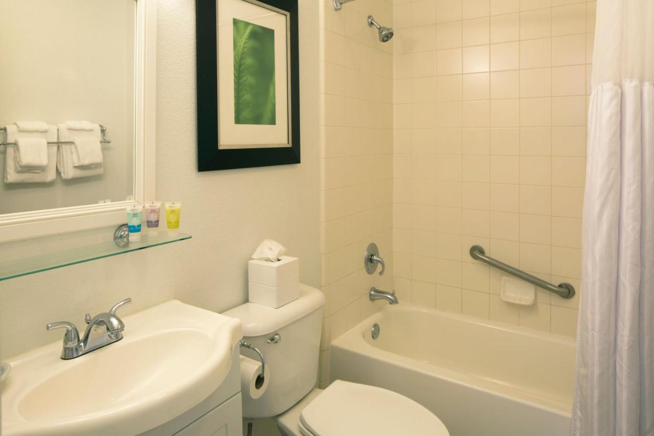 Bluegreen Vacations Daytona Seabreeze, Ascend Resort Collection Дейтона-Бич Экстерьер фото